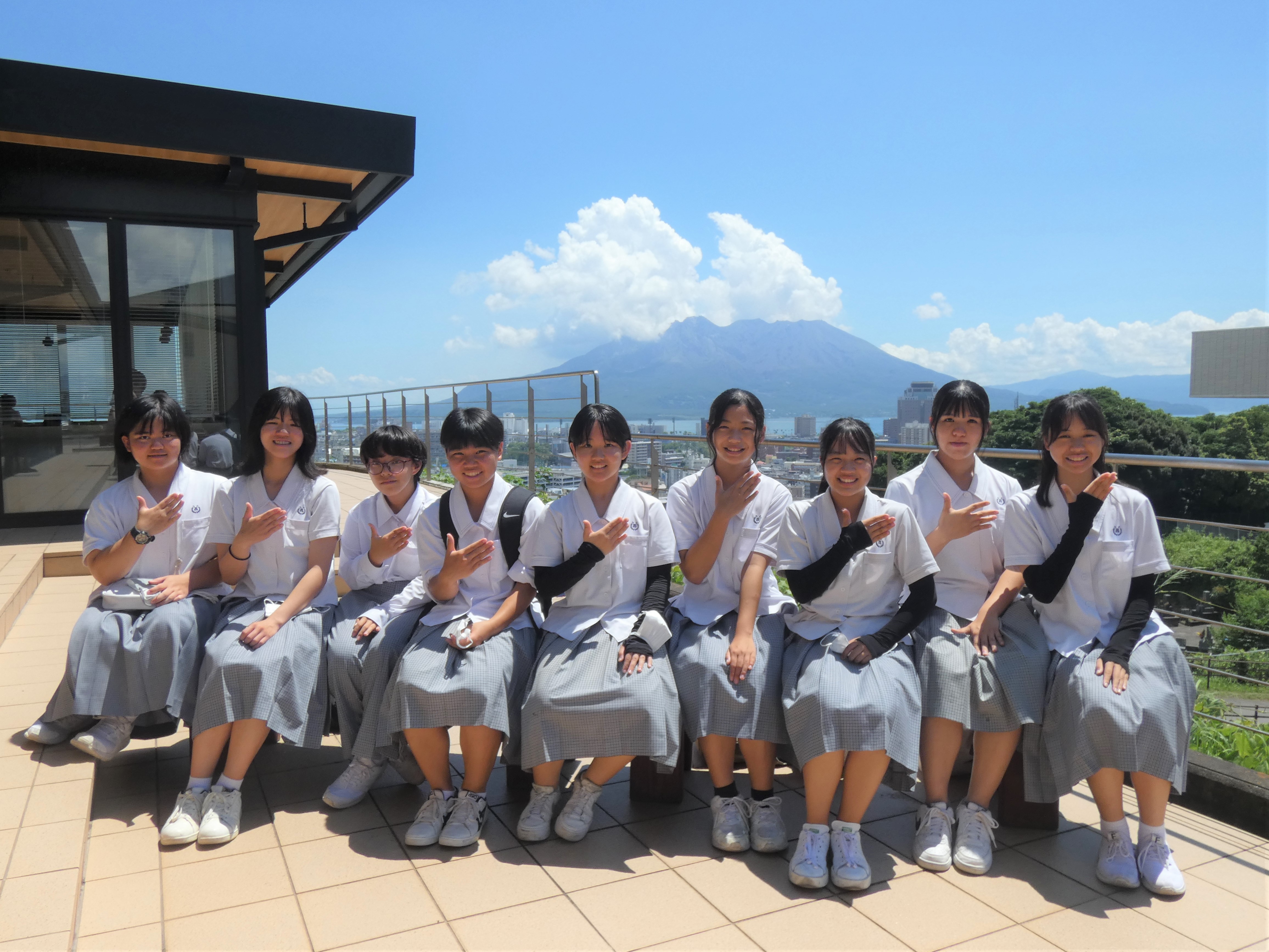 沖永良部高校の皆さんが大学見学に来られました：サムネイル画像