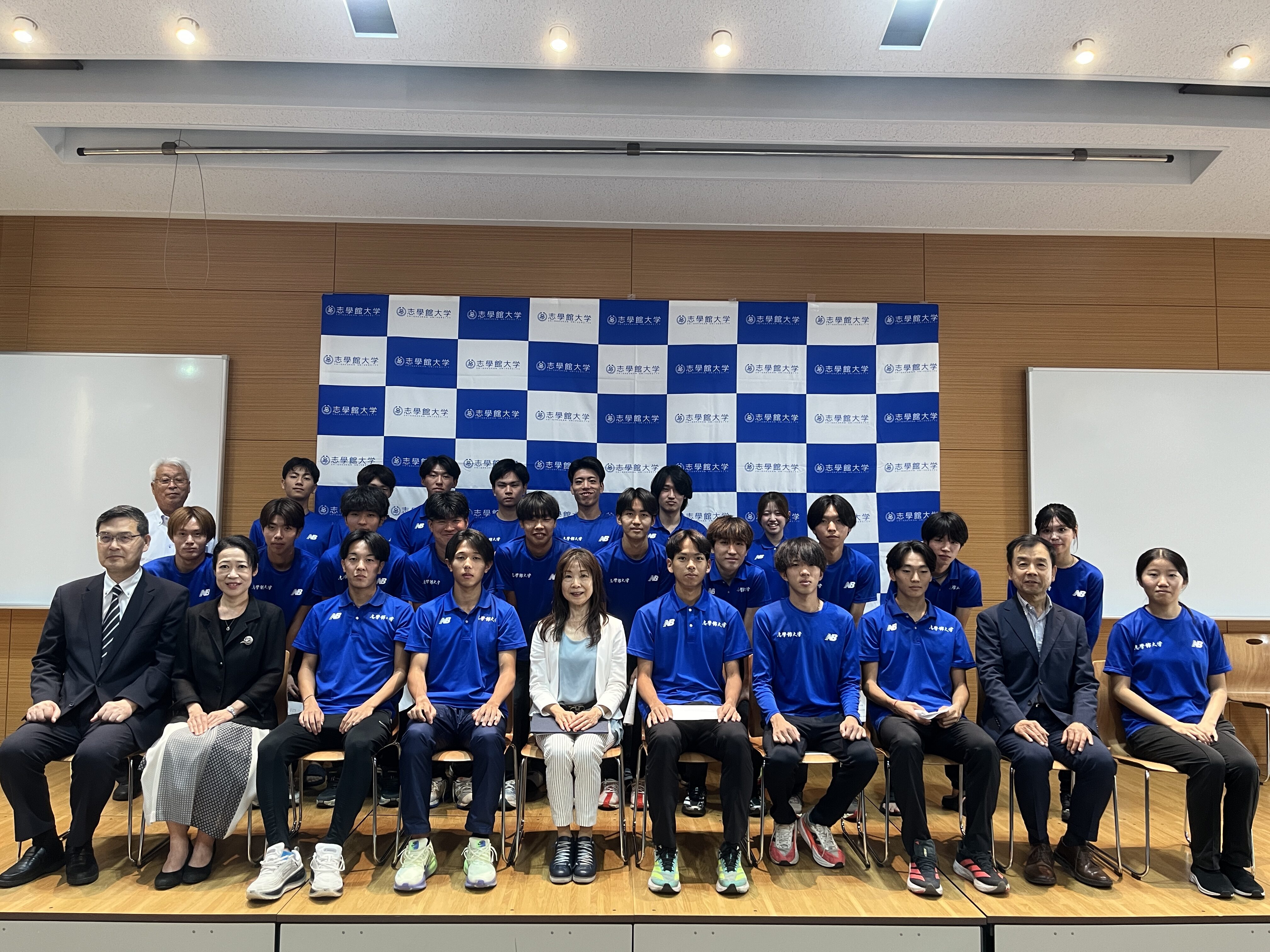 陸上競技部及びソフトテニス部、卓球部の全国大会壮行会が行われました。：サムネイル画像